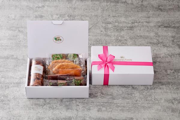 ホワイトデーギフト ピンク　【3月9日まで販売】