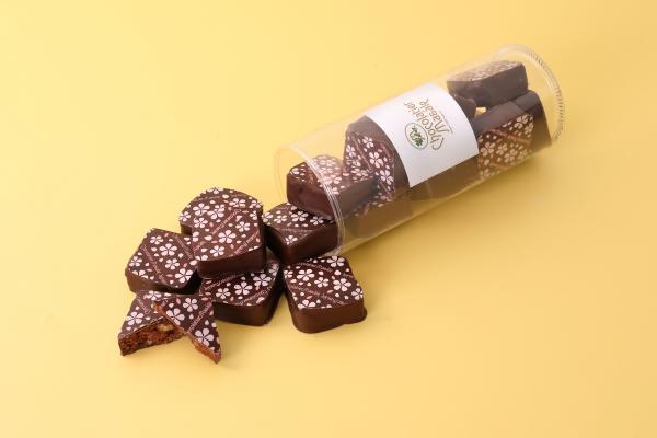 ショコラブラウニー ノワール 桜 130g　【4月30日まで販売】